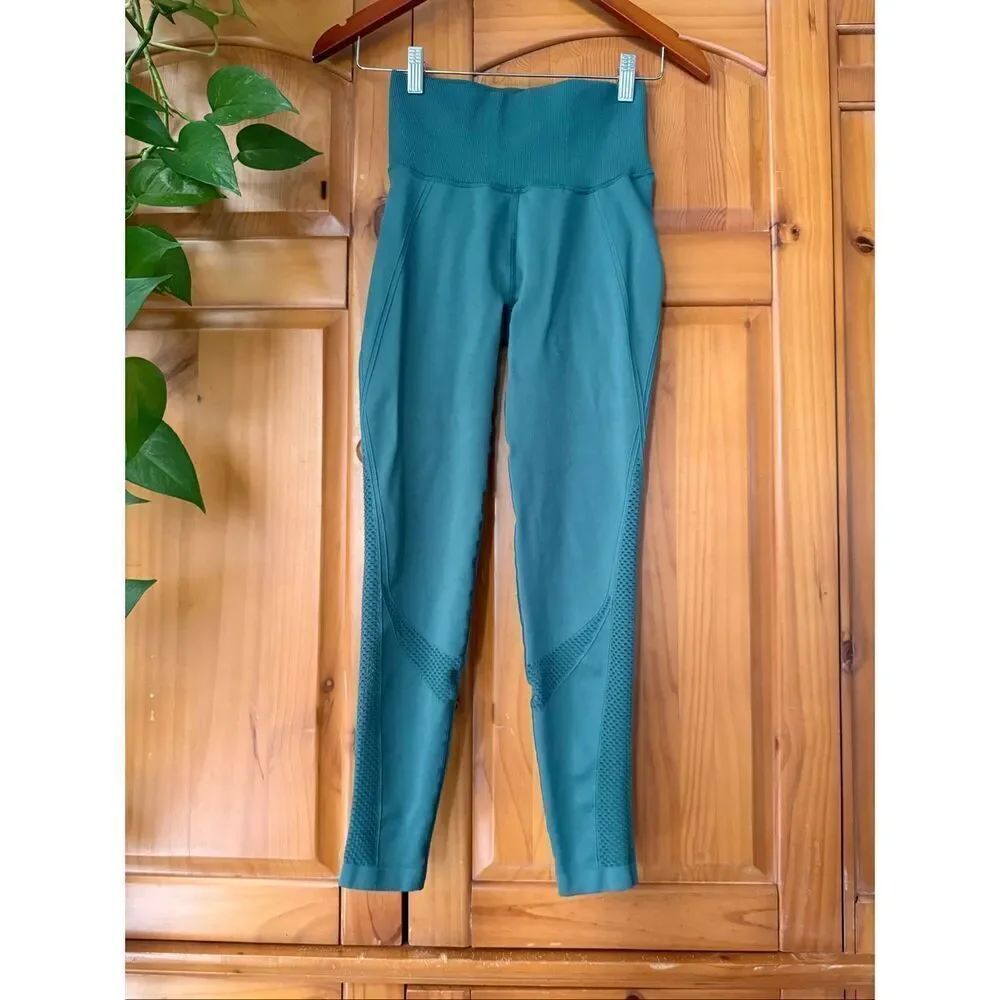 All in Motion Women’s High-Rise Mesh Panel Leggings – Teal – Size Small